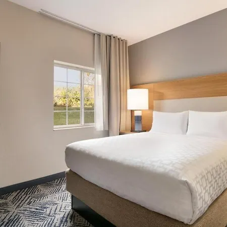 Candlewood Suites Springfield By Ihg