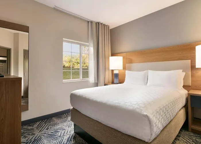 Candlewood By Ihg