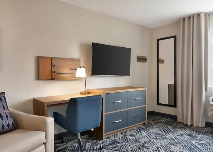 Candlewood By Ihg Hotel 3*