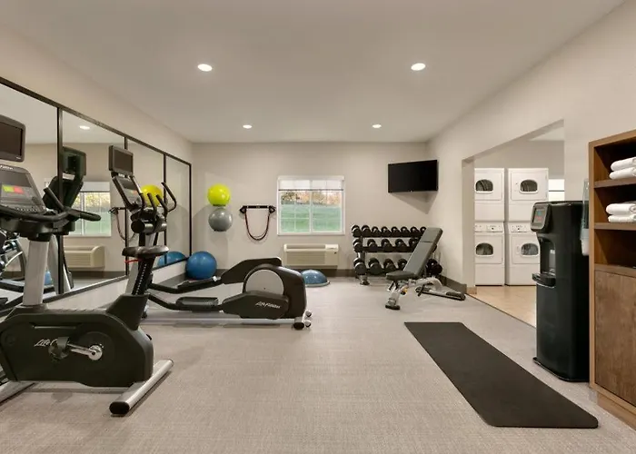 Candlewood By Ihg 3* Springfield